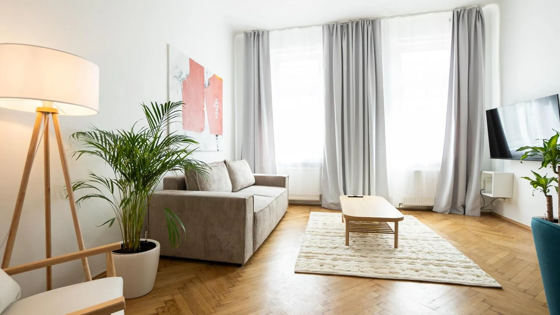 Pet-Friendly Modern Apartment Near Belvedere Vienna
