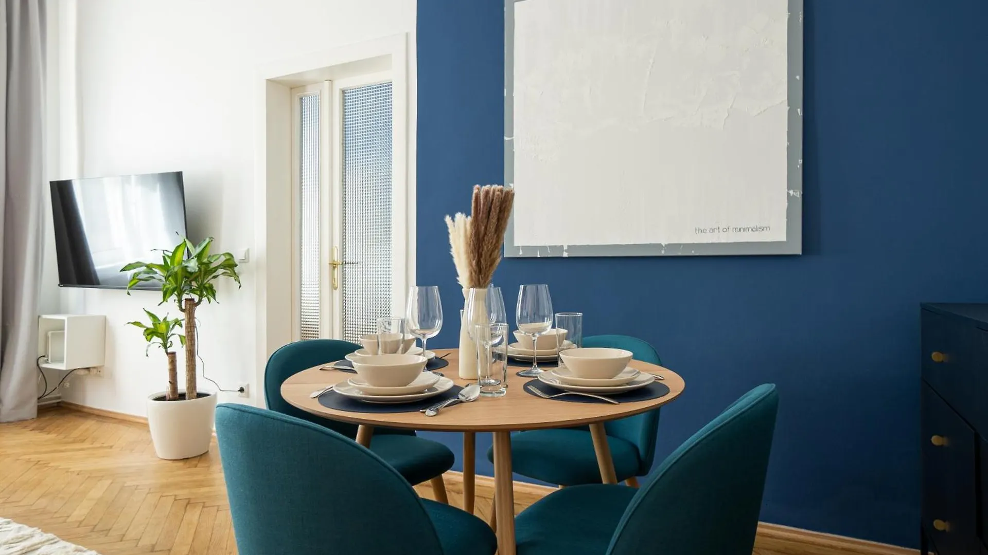 Pet-Friendly Modern Apartment Near Belvedere Vienna