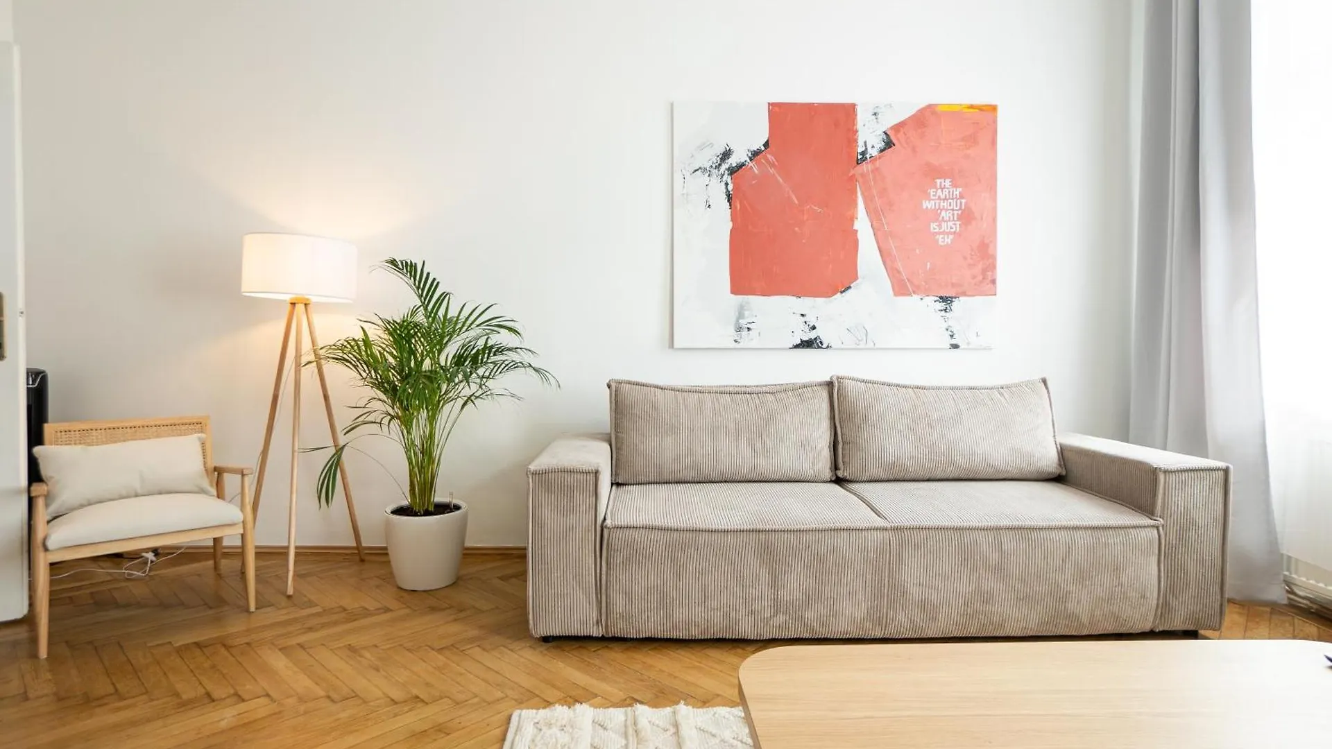 Pet-Friendly Modern Apartment Near Belvedere Vienna